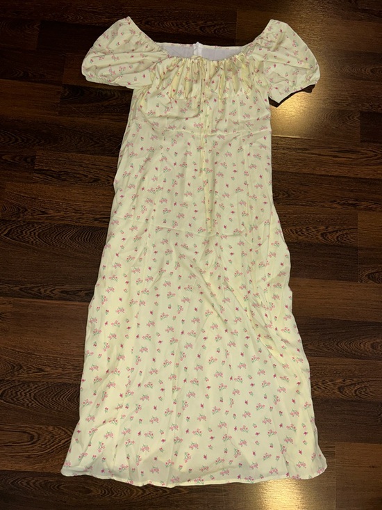 Dresses & Skirts - Pale Yellow Floral Puff Sleeve Sun Dress